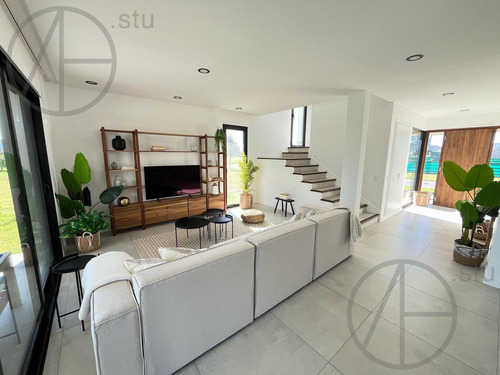 Casa En Venta De 5 Ambientes En Puertos