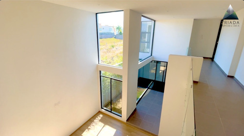 Imagen 21 de 30 de Altozano Increíble Casa Venta Nueva Roofgarden Rincon De La Montaña Morelia
