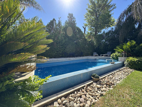 Casa De 400m2 En Venta Barrio Privado Septiembre - Maschwitz