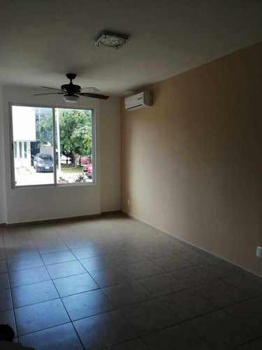 Imagen 5 de 5 de Se Vende Casa En Residencial Villa Maya