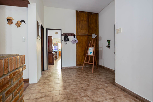 Imagen 14 de 30 de Venta Urgente Por Viaje Casa 5 Amb - Castelar