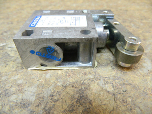 Festo R-3-1/4b 3/2 Way Pneumatic Roller Lever Valve G Ccj