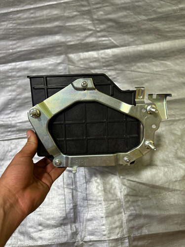 Base De Batería Mazda2 Sport 2017 Al 2024 (Usado)