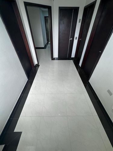 En Venta Apartamento En Residencias Navona, Valencia, Carabobo - Maritza Lopez - Solo Clientes