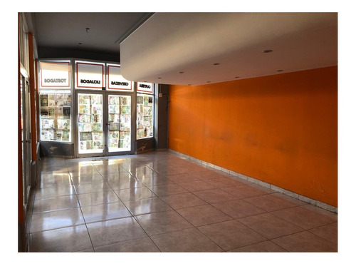 Imagen 9 de 19 de Venta Locales Comerciales La Falda