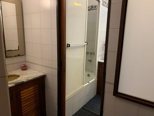 Imagen 11 de 25 de Casa Con Cuatro Dormitorios, Jardin Y Piscina.