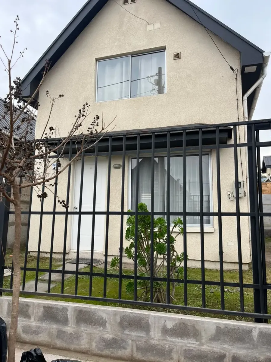 Imagen 3 de 17 de Casa En Arriendo En Sector Oriente De Melipilla