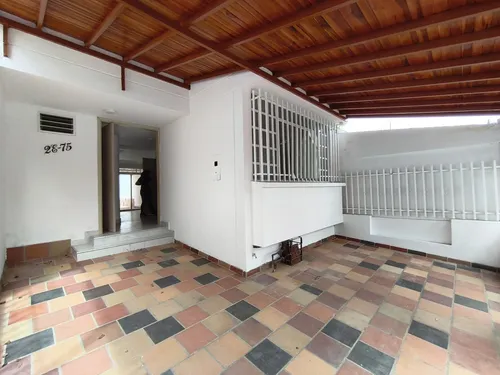 Casa En Arriendo En Quinta Bosch. Cod A10806