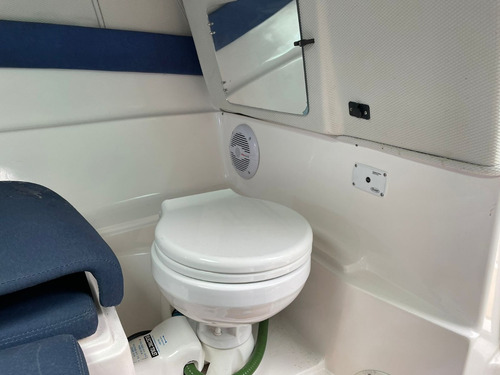 Focker 215 2006 Mercury 150 Hp 4t
