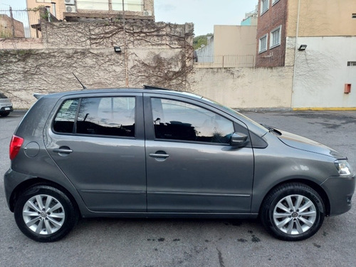 Imagen 7 de 25 de Volkswagen Fox 2013 1.6 Highline