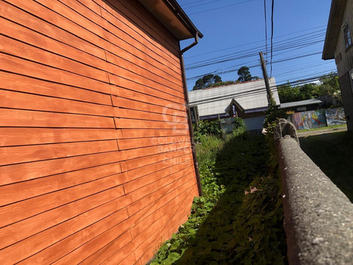 Sitio Comercial En Del Salvador Altura Clínica Pv