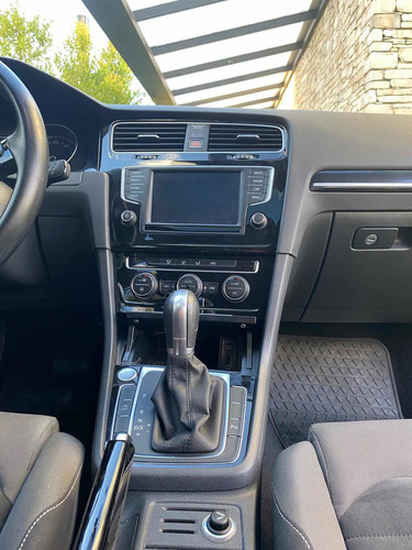 Imagen 16 de 16 de Volkswagen Golf 2016 1.4 Highline Tsi Dsg