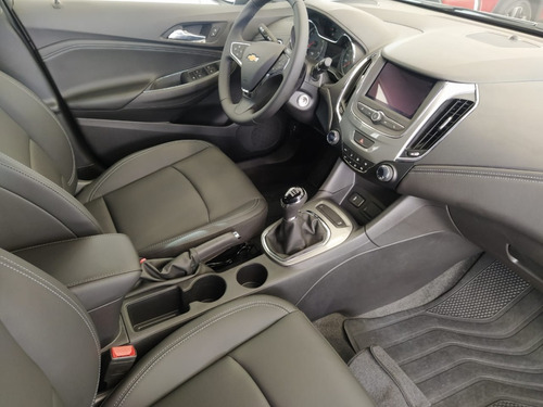 Imagen 10 de 15 de Chevrolet Cruze 5 P Lt 1.4 Turbo (153 Cv) 6 V. Ph