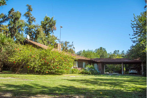 Venta Hermosa Quinta C/pileta Y Gran Jardín Moreno