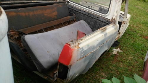Fiat 147 Pick Up Carroceria Completa Mas Sem Mecanica Latari