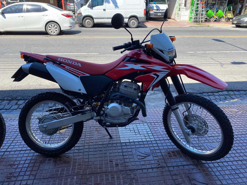 Honda Tornado 250 Año 2018 Con 800 Km Auto Classic