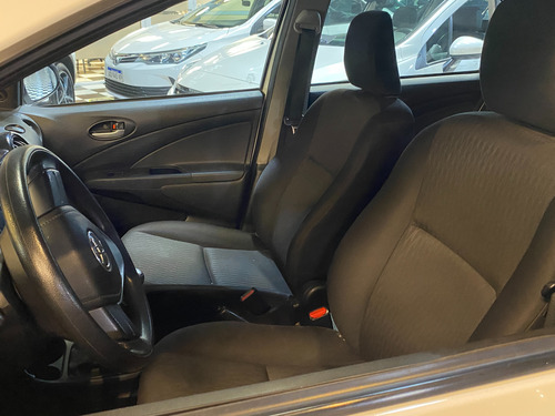 Toyota Etios 1.5 Sedan X