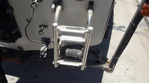 Excelente. Pocas Horas De Uso. Motor Mercury 55hp