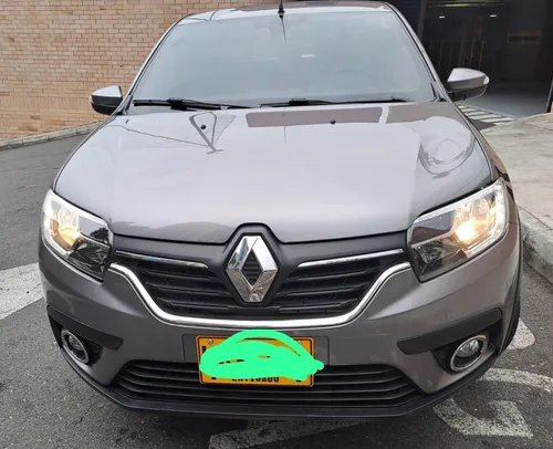 Renault Logan 1.6 Privilege / Intens