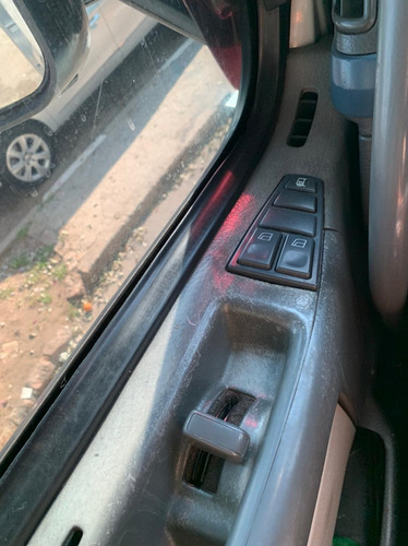 Imagem 13 de 15 de Volvo Fh12 440 6x2 Ano 2007 Branco Todo Revisado