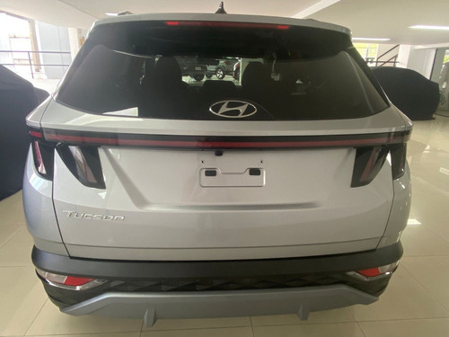 Imagen 16 de 17 de Hyundai Tucson Nx4 Attraction At - 23