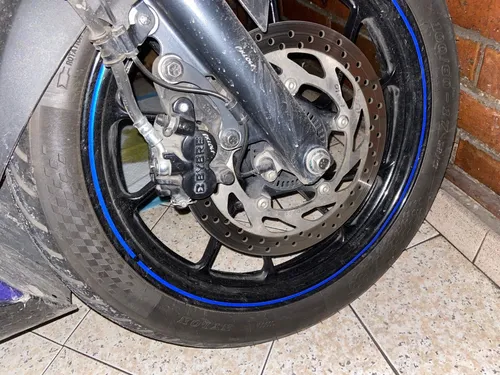 R15 V3
