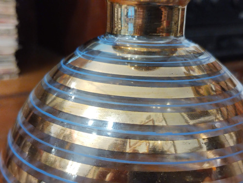 Antigua Licorera Botellon Con 6 Vasos Decorado Con Oro (Usado)