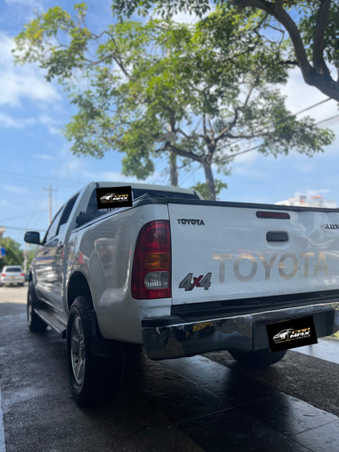 Toyota Hilux 2.5 4x2