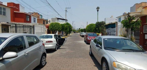 Imagen 2 de 12 de Gran Oportunidad De Estrenar Casa Rb