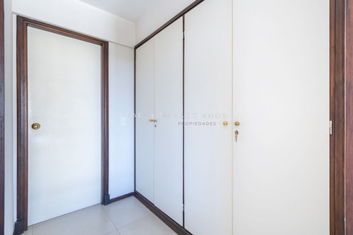 Imagen 18 de 30 de Venta Apartamento Dos Dormitorios En Torre Punta Del Este