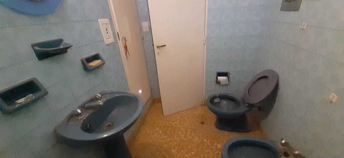 Gusberti Propiedades Vende: Chalet En La Localidad B. Massé