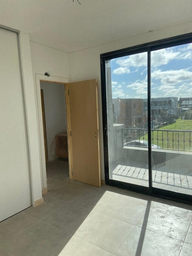 Imagen 9 de 13 de Casa Con Piscina En Venta Ubicado En Puertos