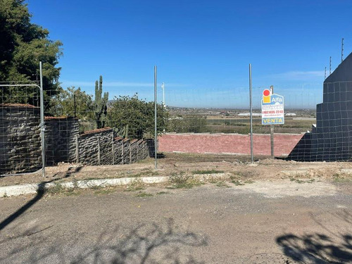 Terreno Habitacional En Venta En Villas De Irapuato, Irapuato, Guanajuato