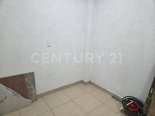 Edificio De Oficinas En Renta En Col. El Paraje, San Fco Chilpán, Tultitlán