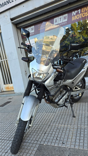 Honda Nx4 Falcon 400 2013 Performance Bikes
