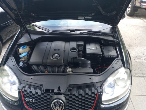 Volkswagen Vento 2.5 Luxury 170cv
