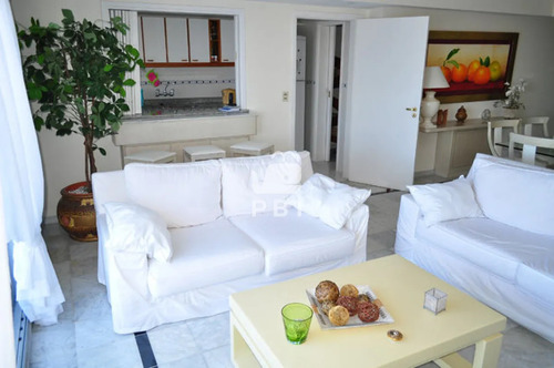 Apartamento En Brava, - Long Beach - Ref : Pbi14723