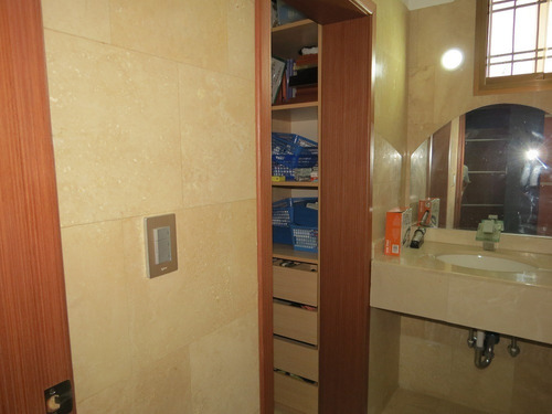 Lujosa Casa En Venta Parque El Retiro, San Antoniode Los Altos.