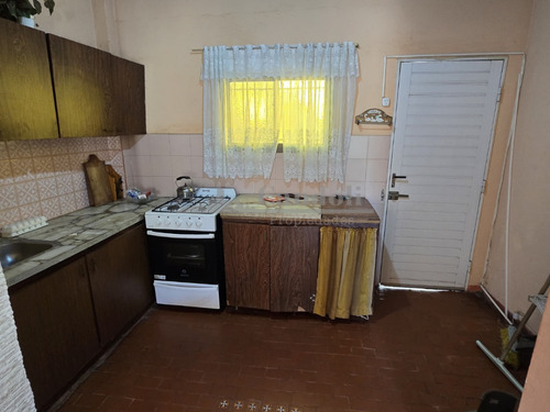 Casa En Venta 3 Ambientes - Santa Clara Del Mar, Con Departamento Al Fondo