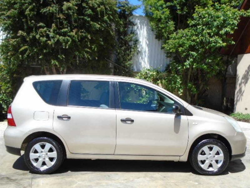 Nissan Livina S 1.8 16v Flex Automática