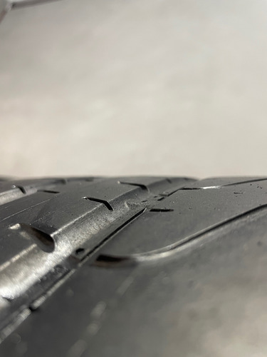 Kit De 2 Pneus Pirelli P Zero 295/35r21 Porsche Cayenne (Usado)