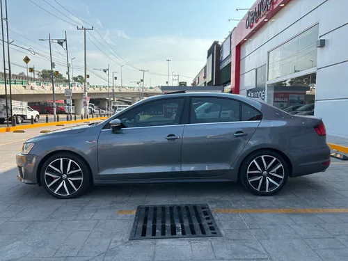 Volkswagen Jetta 2.0 Gli 30 Aniversario L4 T Nave At