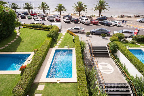 Venta Departamento  Península Punta Del Este Primera Linea Vista Al Mar