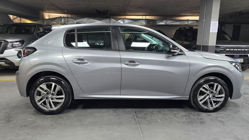 Peugeot 208 1.6 Feline Tiptronic