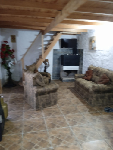 Casa De Tres Dormitorios