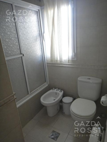 Imagen 22 de 25 de Departamento - Adrogue