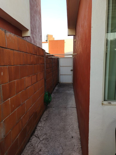 Imagen 12 de 20 de Casa En Fracc Privado Con Alberca Y Areas, Muy Buena Ubicaci