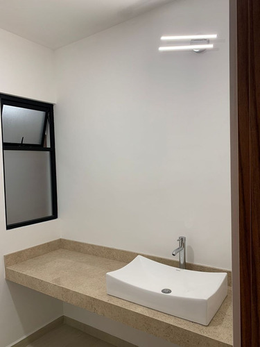 Imagen 11 de 20 de Estrena Casa En Cañadas Del Arroyo, Jardín, Doble Altura, 3