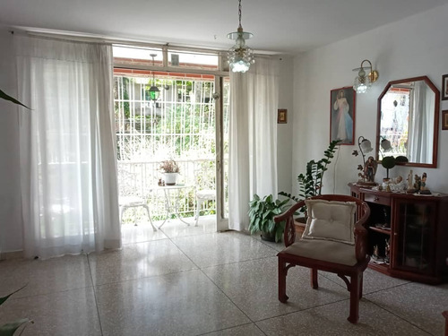 Imagen 4 de 14 de Apartamento Via El Pueblo Al Lado Urb Toronjil San Antonio De Los Altos
