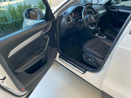 Audi Q3 1.4 Tfsi Ambiente Flex 4p S Tronic